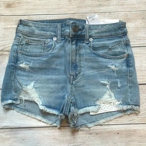 AE Hi Rise Shortie - 2 Jean Distressed Lace Crop